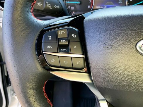 Used 2024 Ford Explorer ST-Line w/ Class IV Trailer Tow Package image 22