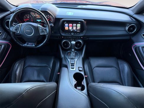 Used 2016 Chevrolet Camaro SS image 16
