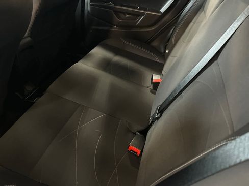 Used 2019 Ford Fiesta SE FWD image 5