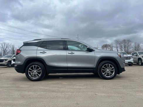 Used 2023 GMC Terrain SLT AWD/4WD image 6
