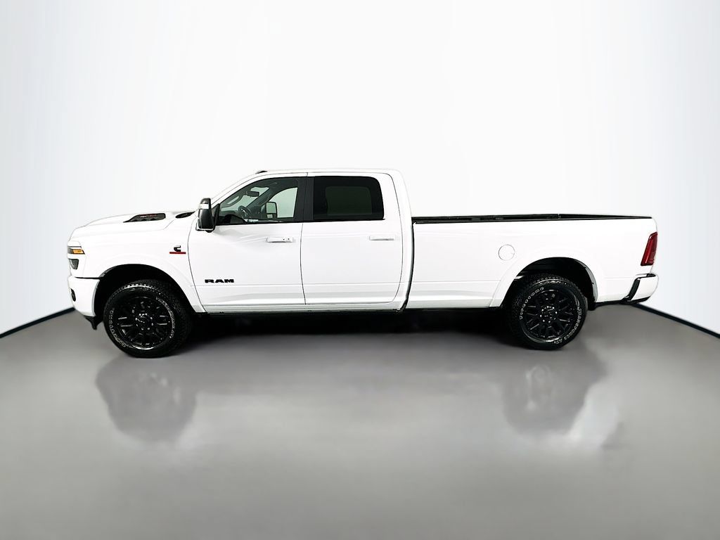 Used 2025 RAM 2500 Limited AWD/4WD image 4