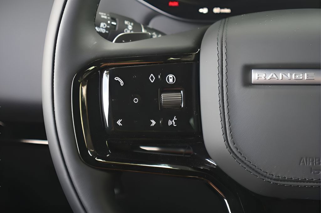New 2026 Land Rover Range Rover Sport Dynamic SE AWD/4WD image 19