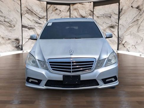 Used 2011 Mercedes-Benz E 350 4MATIC Sedan image 19