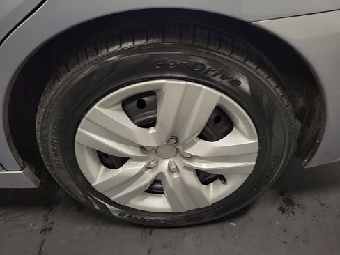 Used 2015 Subaru Legacy 2.5i image 11