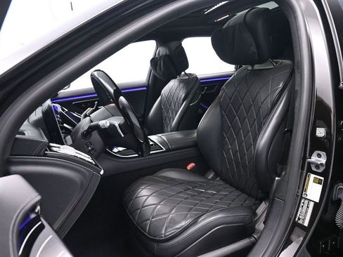 Used 2021 Mercedes-Benz S 580 4MATIC Sedan w/ AMG Line image 16