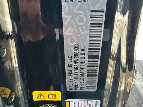 Used 2022 Jeep Wrangler Unlimited Sport image 28