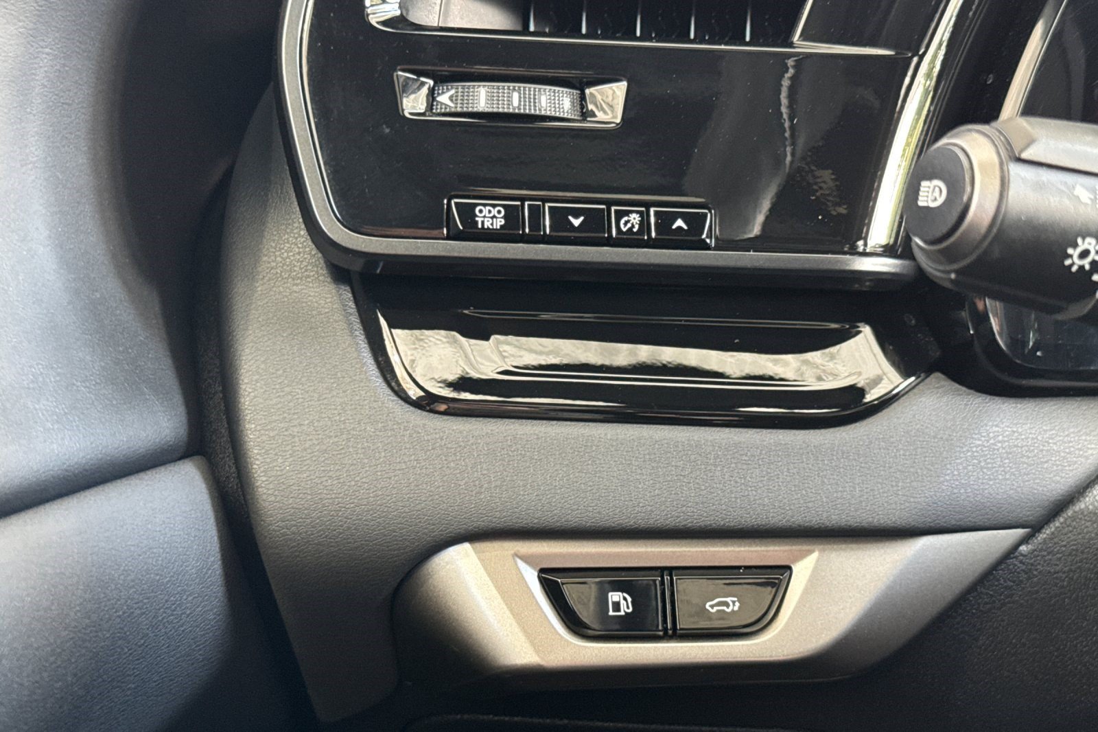 Certified 2024 Lexus RX 350 FWD w/ Technology Package image 36