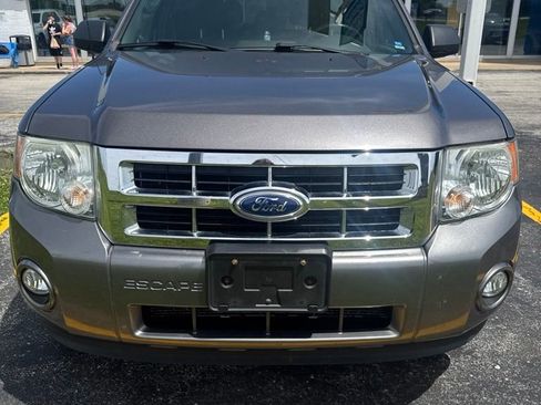 Used 2012 Ford Escape XLT w/ Class II Trailer Tow Pkg AWD/4WD image 8