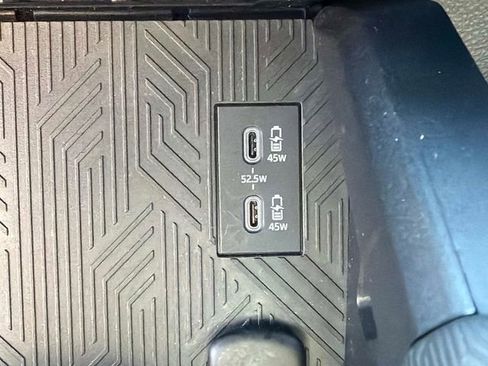 Used 2024 Toyota Tacoma TRD Off-Road image 29