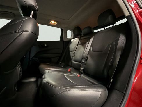 Used 2019 Jeep Compass High Altitude image 17