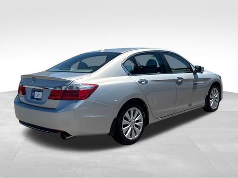 Used 2015 Honda Accord EX-L image 5