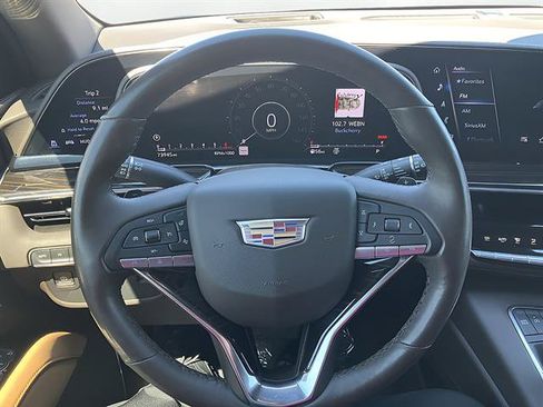 Used 2023 Cadillac Escalade ESV Premium Luxury AWD/4WD image 12