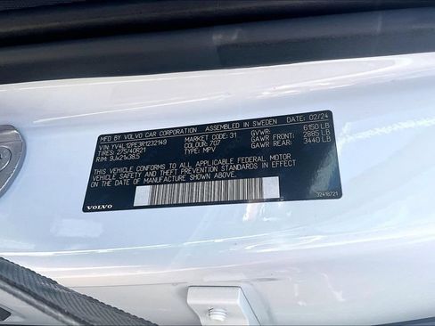 Used 2024 Volvo XC90 B5 Plus AWD/4WD image 48