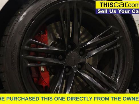 Used 2019 Chevrolet Camaro ZL1 RWD image 12