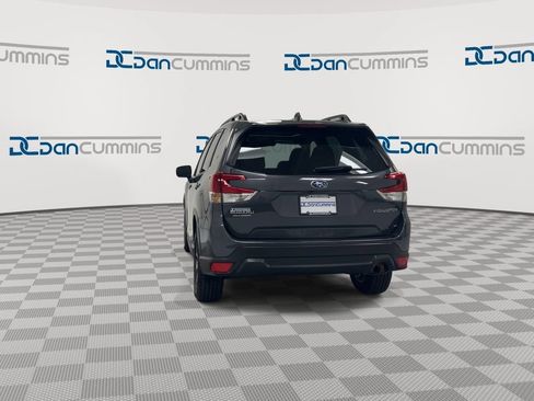 Used 2023 Subaru Forester Premium AWD/4WD image 7
