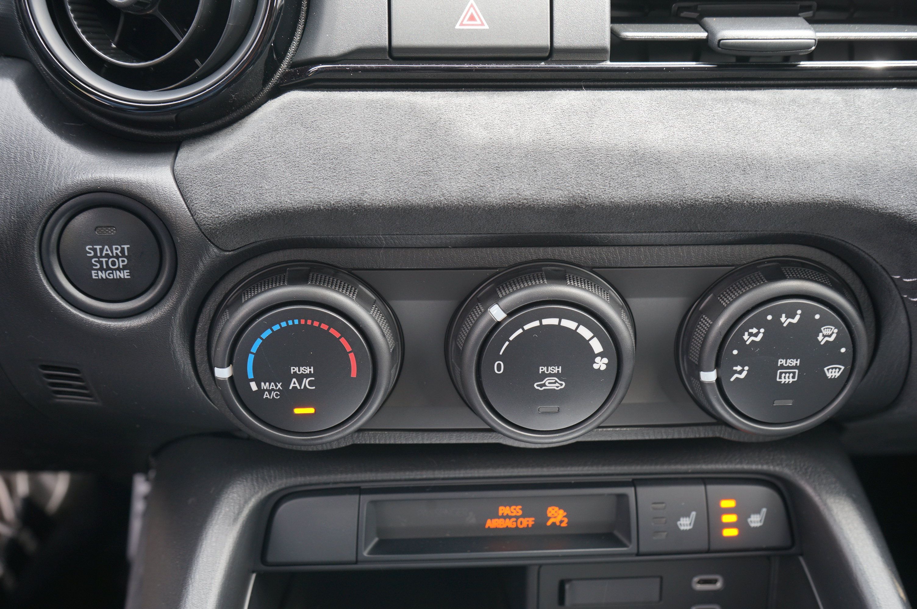 New 2026 MAZDA MX-5 Miata Club w/ Interior Package RWD image 23