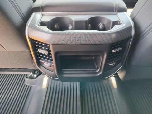 New 2025 RAM 2500 Big Horn AWD/4WD image 35