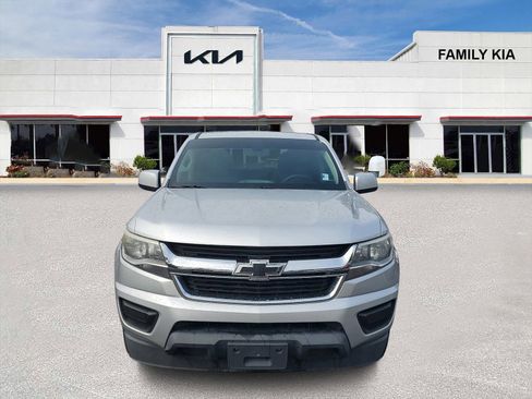 Used 2019 Chevrolet Colorado W/T w/ WT Convenience Package image 2