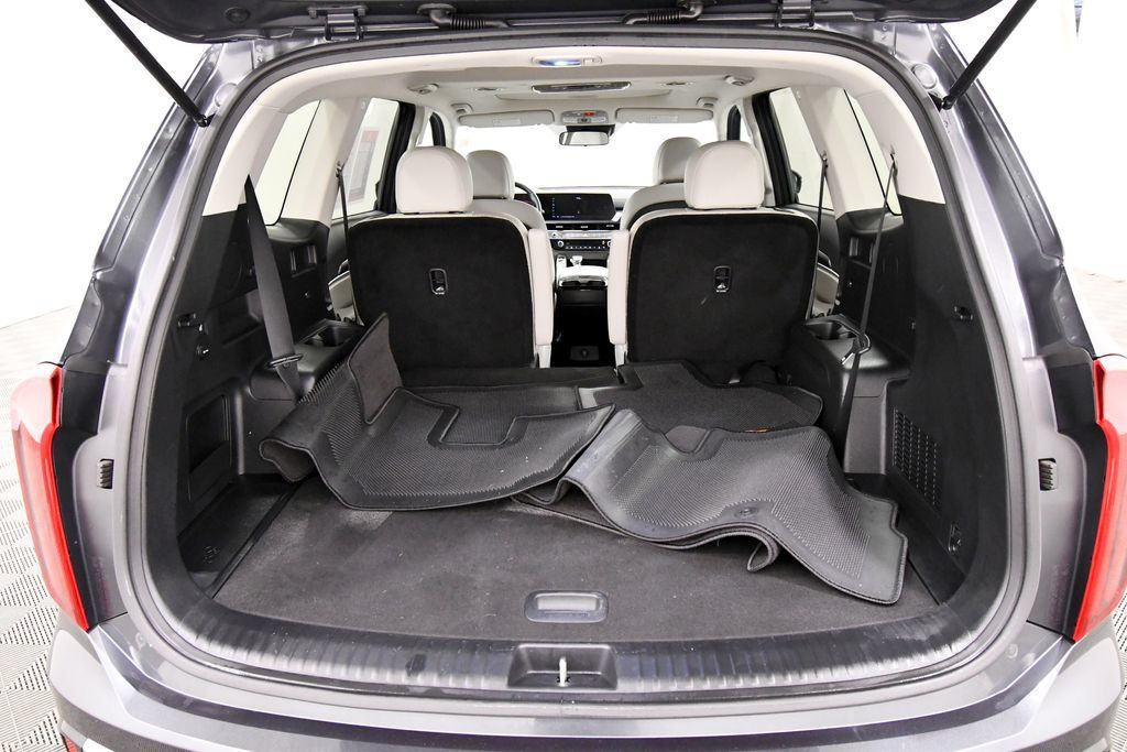 Certified 2024 Kia Telluride S w/ S Sunroof Package AWD/4WD image 7
