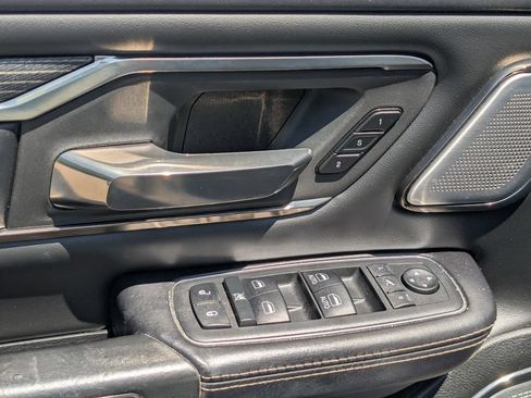 Used 2019 RAM 1500 Limited AWD/4WD image 16