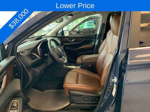 Certified 2025 Subaru Ascent Touring w/ Popular Package #2 AWD/4WD image 3