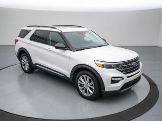 Used 2021 Ford Explorer XLT w/ Equipment Group 202A AWD/4WD video 3