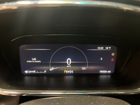 Used 2019 Lincoln Continental Select w/ Continental Climate Package image 15