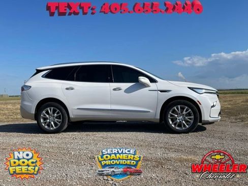 Used 2022 Buick Enclave Premium w/ Surround and Sites Package FWD image 2
