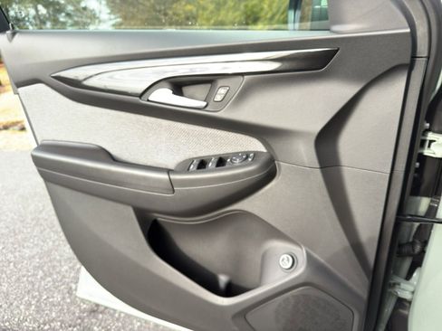 New 2026 Chevrolet TrailBlazer LT w/ Convenience Package image 9