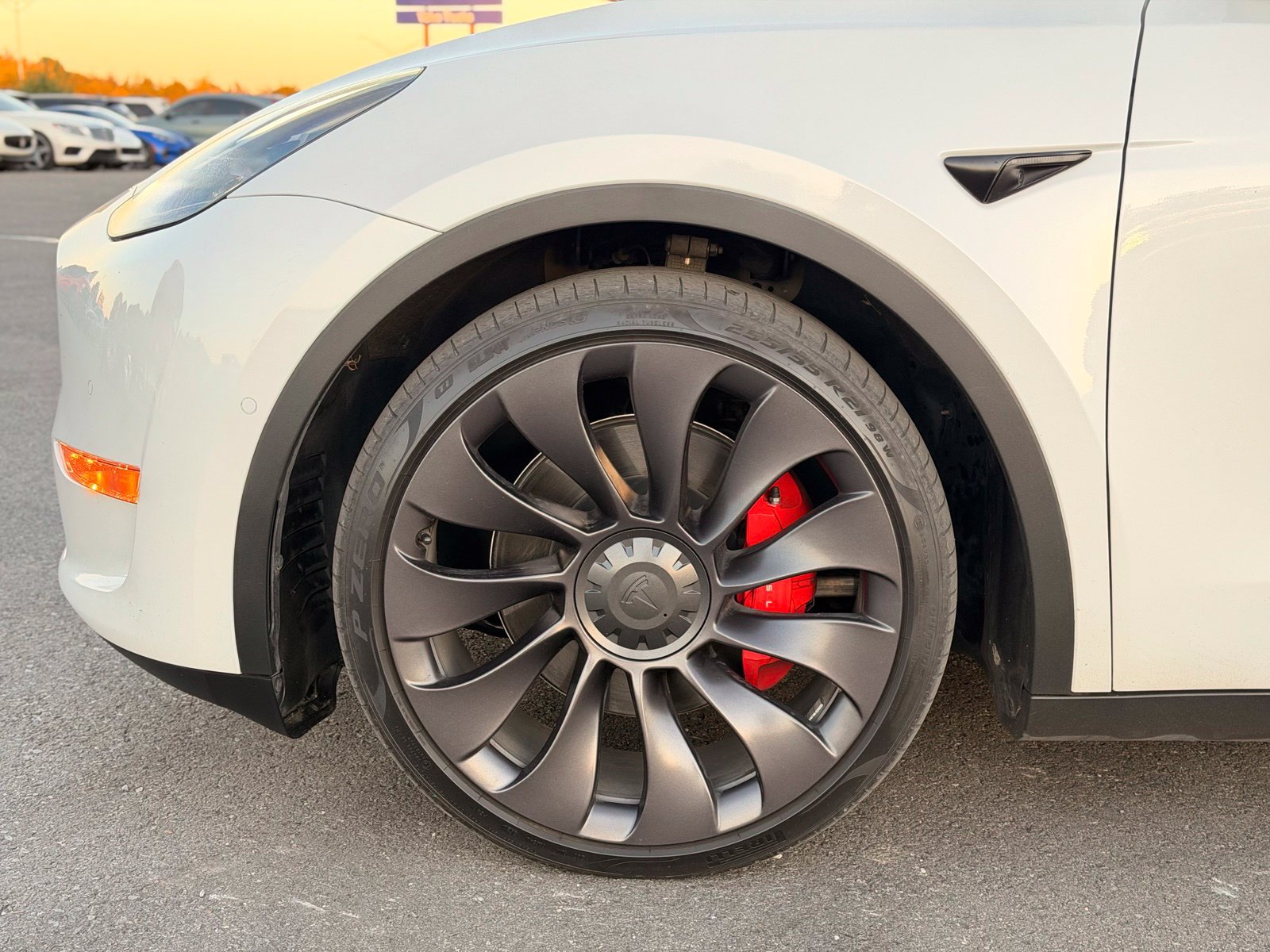 Used 2021 Tesla Model Y Performance AWD/4WD image 11