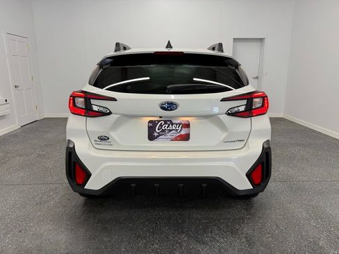 Used 2024 Subaru Crosstrek 2.0i Premium image 10
