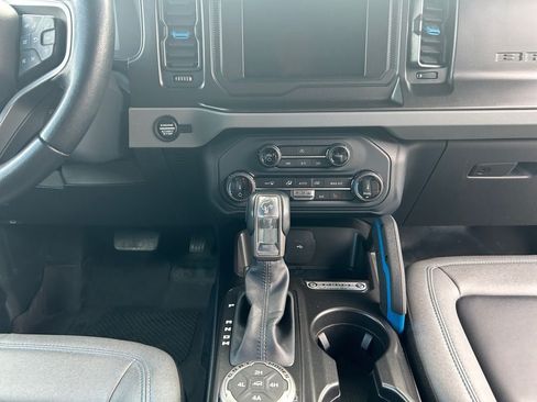 Used 2022 Ford Bronco Black Diamond AWD/4WD image 12
