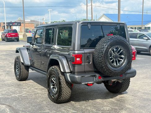 Used 2026 Jeep Wrangler Unlimited Rubicon AWD/4WD image 13