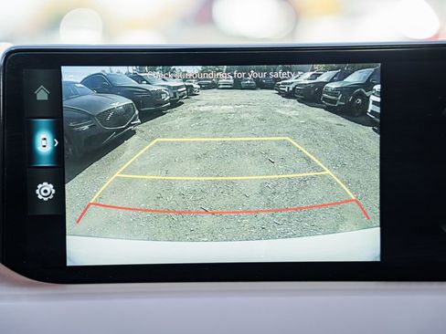 Used 2024 Genesis G80 image 37