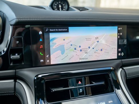 Certified 2025 Porsche Panamera 4 AWD/4WD image 17
