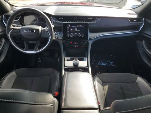 Certified 2023 Jeep Grand Cherokee L Laredo image 19