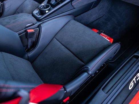 Certified 2024 Porsche 911 GT3 RWD image 52