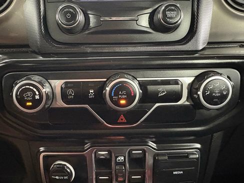 Used 2020 Jeep Wrangler Unlimited Sport S AWD/4WD image 27