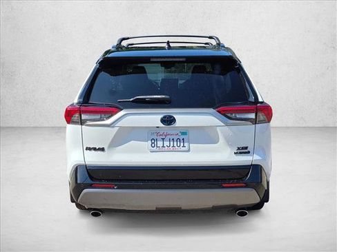 Used 2019 Toyota RAV4 XSE AWD/4WD image 7
