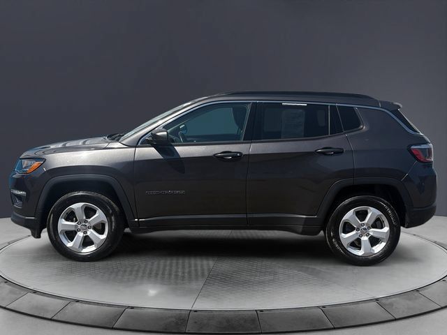 Used 2019 Jeep Compass Latitude AWD/4WD image 2