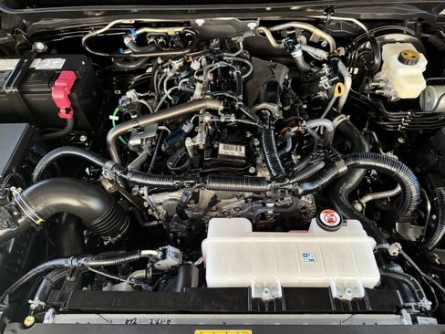 Used 2025 Toyota Tacoma TRD Sport image 24