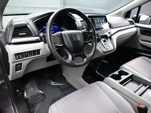 Used 2019 Honda Odyssey EX image 13
