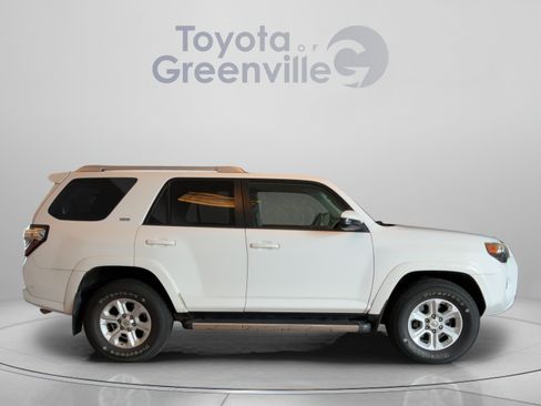 Used 2014 Toyota 4Runner SR5 RWD image 7