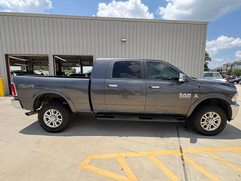 Used 2017 RAM 2500 Laramie w/ Off Road Package AWD/4WD image 9