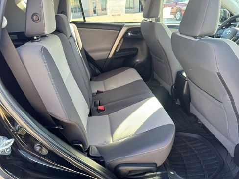 Used 2015 Toyota RAV4 XLE image 15