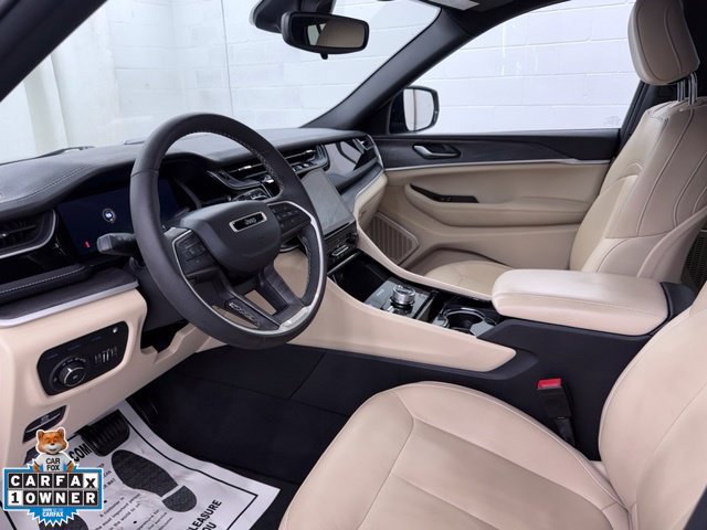 Used 2023 Jeep Grand Cherokee 4WD 4xe image 17