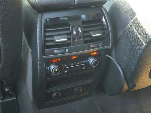 Used 2018 BMW X5 xDrive35d image 18