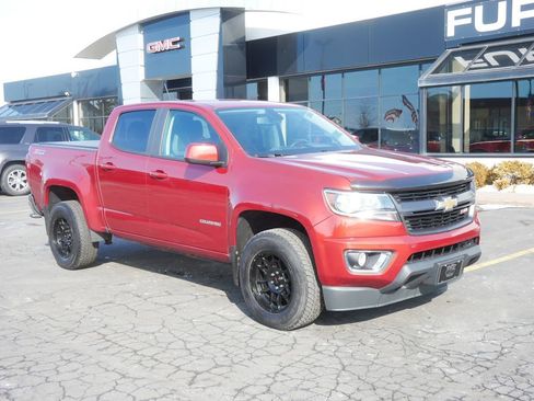 Used 2015 Chevrolet Colorado Z71 image 2