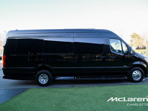 New 2024 Mercedes-Benz Sprinter 3500 image 8
