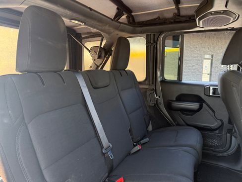 Used 2020 Jeep Wrangler Unlimited Sport image 18